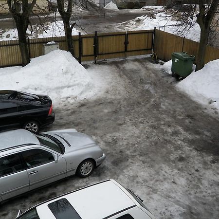 Vabriku Guesthouse Tallinn Exteriör bild